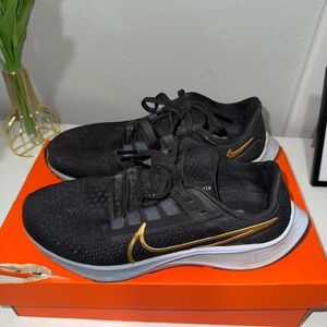 Nike Black and Gold Athletic Shoes